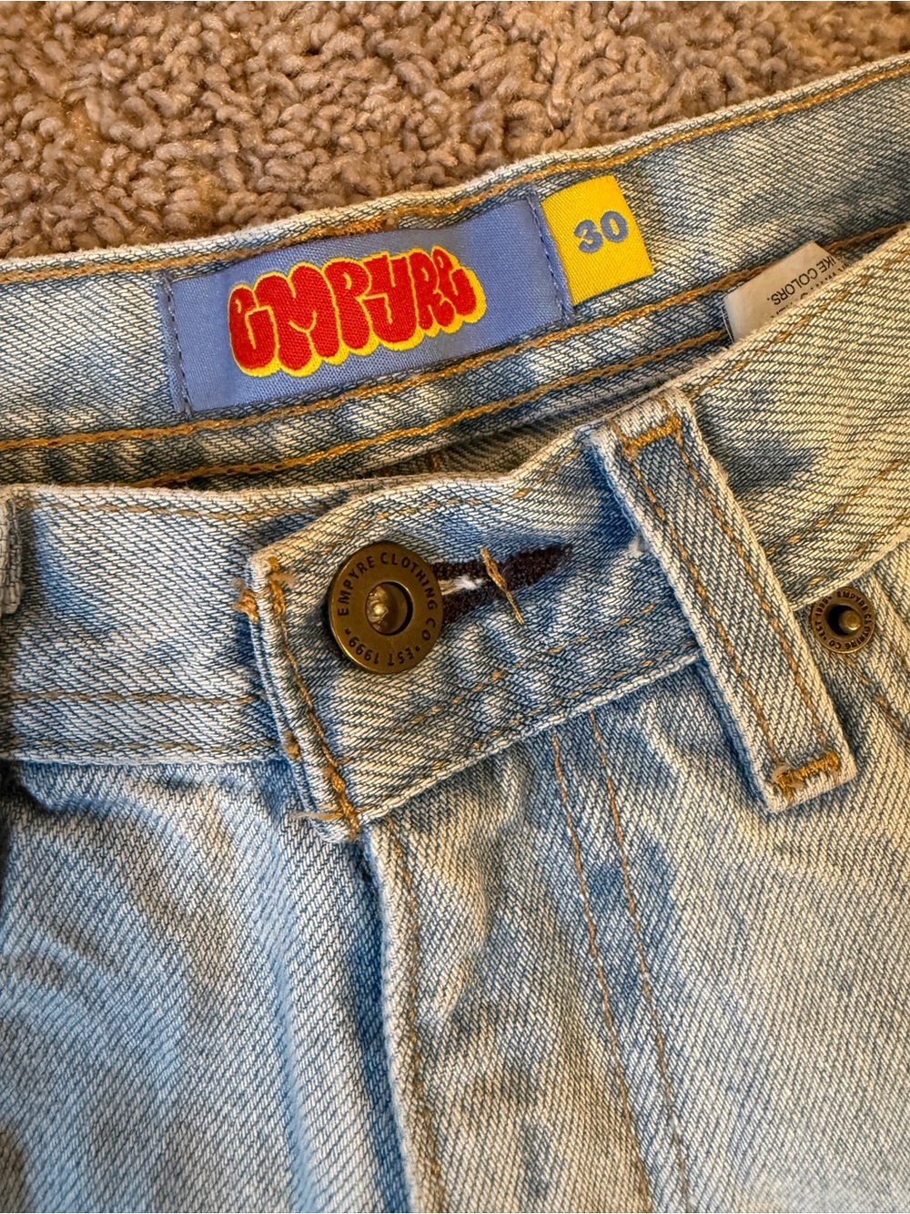 Empyre vintage Light Wash Denim Cutoff Shorts with Frayed Hem - Picture 6 of 11